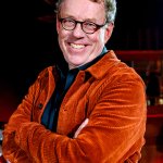 Die Kabarett Talente Show 2026 (2/2) - Neue Talente braucht das Land: Nina Hartmann begibt sich wieder auf die Suche nach den spannendsten und besten Talenten der heimischen Kleinkunst, Comedy und Satire. Unterstützt wird sie dabei von einer namhaften Jury, bestehend aus Kabarettstars. Wer kann das Publikum und die Jury am meisten überzeugen? Die Kabarett Talente Show powered by Österreichischen Lotterien ist ein verlässlicher Garant, Newcomern ein Sprungbrett zu ermöglichen. Der/die Gewinner/in erhält einen fixen Auftritt beim Wiener Kabarettfestival. Im Bild: Herbert Steinböck. - SENDUNG: ORFIII - DO - 18.06.2026 - 23:00 Uhr - Foto: ORF/Hubert Mican - Veröffentlichung honorarfrei nur für redaktionelle Berichterstattung in Sendungszusammenhang und mit Copyrightangabe. Kontakt: foto@orf.at