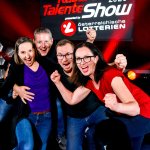 Die Kabarett Talente Show 2026 (2/2) - Neue Talente braucht das Land: Nina Hartmann begibt sich wieder auf die Suche nach den spannendsten und besten Talenten der heimischen Kleinkunst, Comedy und Satire. Unterstützt wird sie dabei von einer namhaften Jury, bestehend aus Kabarettstars. Wer kann das Publikum und die Jury am meisten überzeugen? Die Kabarett Talente Show powered by Österreichischen Lotterien ist ein verlässlicher Garant, Newcomern ein Sprungbrett zu ermöglichen. Der/die Gewinner/in erhält einen fixen Auftritt beim Wiener Kabarettfestival. Im Bild: Veni Vidi Witzki. Heidi Hödl-Tomitsch, Stefan Hödl-Tomitsch, Marco Luley, Brigitte Huber.. - SENDUNG: ORFIII - DO - 18.06.2026 - 23:00 Uhr - Foto: ORF/Hubert Mican - Veröffentlichung honorarfrei nur für redaktionelle Berichterstattung in Sendungszusammenhang und mit Copyrightangabe. Kontakt: foto@orf.at